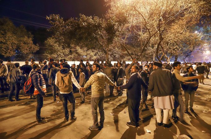 News In Photos (10 February 2020) | Photos Of Top News Today - Oneindia Gallery News In Photos (10 February 2020) | Photos Of Top News Today - Oneindia Gallery