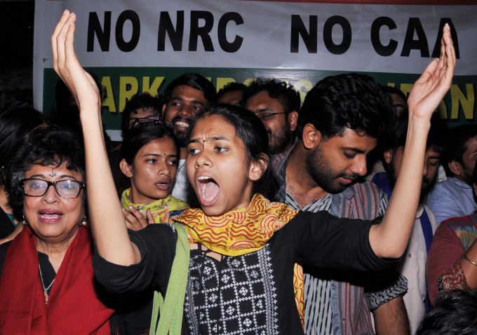 News In Photos (14 February 2020) | Photos Of Top News Today - Oneindia Gallery News In Photos (14 February 2020) | Photos Of Top News Today - Oneindia Gallery
