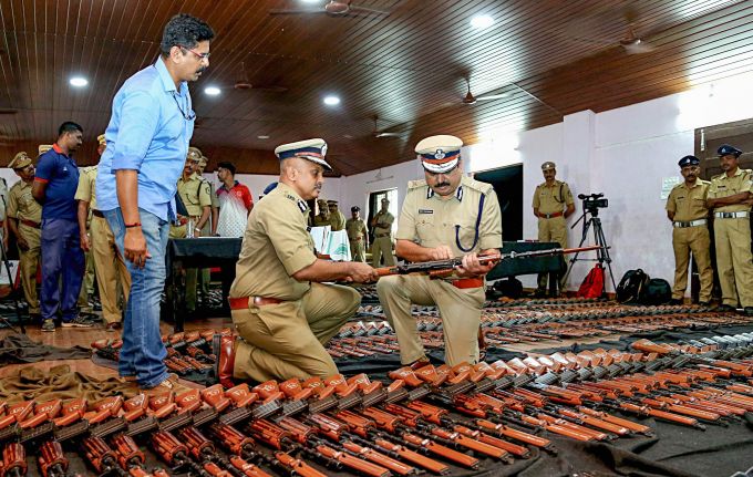 News In Photos (17 February 2020) | Photos Of Top News Today - Oneindia Gallery News In Photos (17 February 2020) | Photos Of Top News Today - Oneindia Gallery