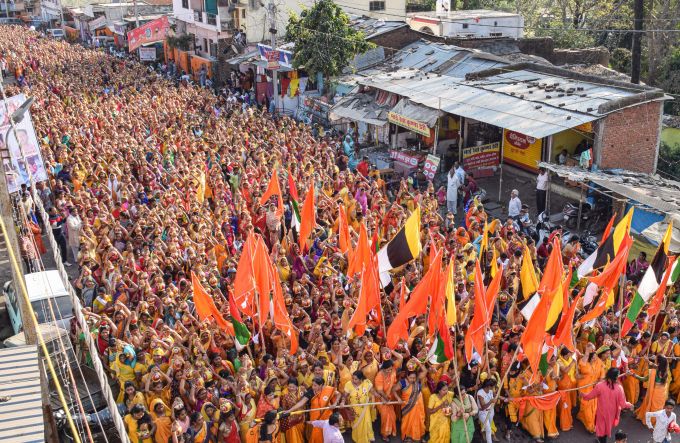 News In Photos (25 February 2020) | Photos Of Top News Today - Oneindia Gallery News In Photos (25 February 2020) | Photos Of Top News Today - Oneindia Gallery