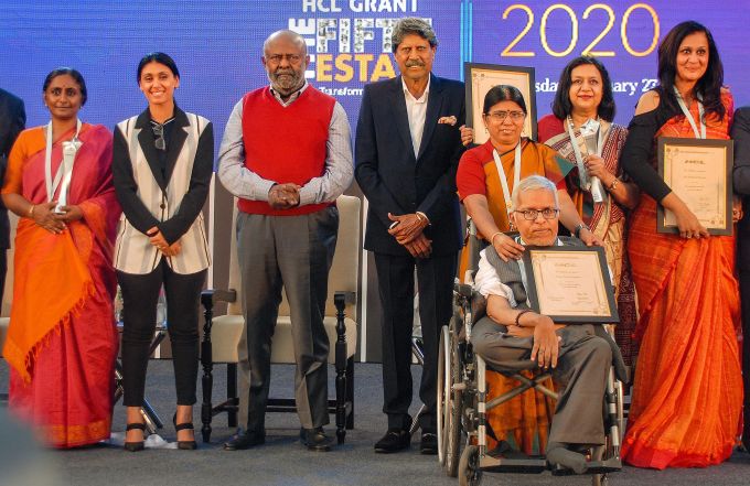 News In Photos (27 February 2020) | Photos Of Top News Today - Oneindia Gallery News In Photos (27 February 2020) | Photos Of Top News Today - Oneindia Gallery