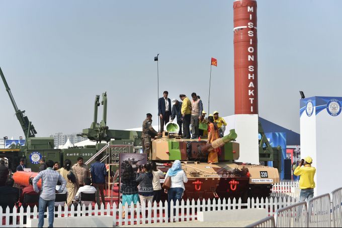 News in Photos (5 February 2020) | Photos of Top News Today - Oneindia Gallery