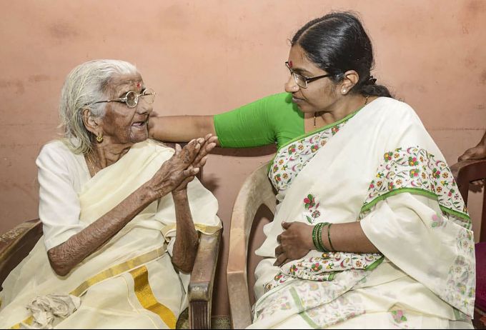 News in Photos (5 February 2020) | Photos of Top News Today - Oneindia Gallery