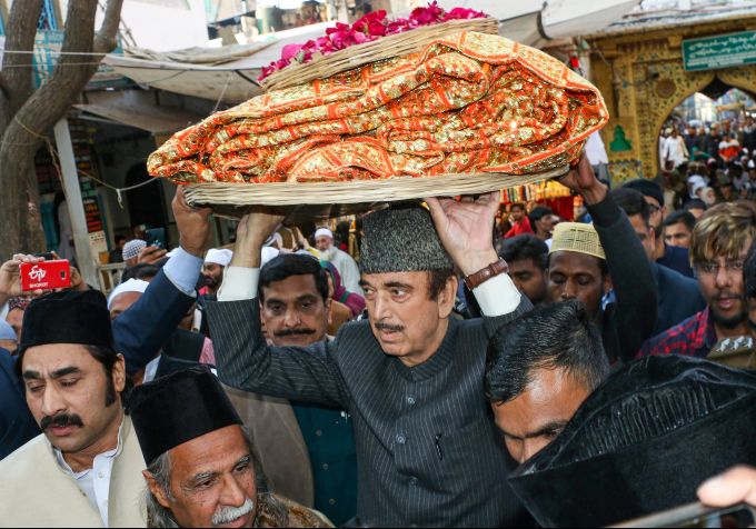 News In Photos (7 February 2020) | Photos Of Top News Today - Oneindia Gallery News In Photos (7 February 2020) | Photos Of Top News Today - Oneindia Gallery