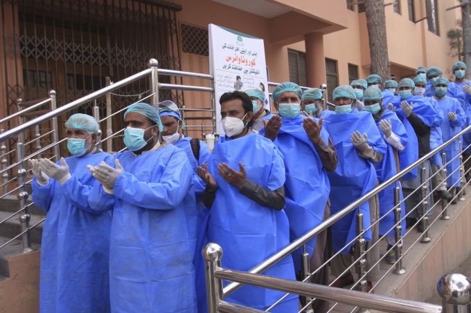 News In Photos (26 March 2020) | Photos Of Top News Today - Oneindia Gallery News In Photos (26 March 2020) | Photos Of Top News Today - Oneindia Gallery