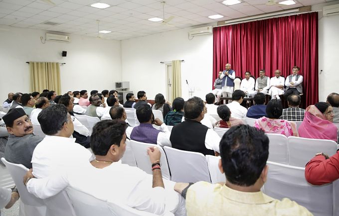 News In Photos (10 March 2020) | Photos Of Top News Today - Oneindia Gallery News In Photos (10 March 2020) | Photos Of Top News Today - Oneindia Gallery