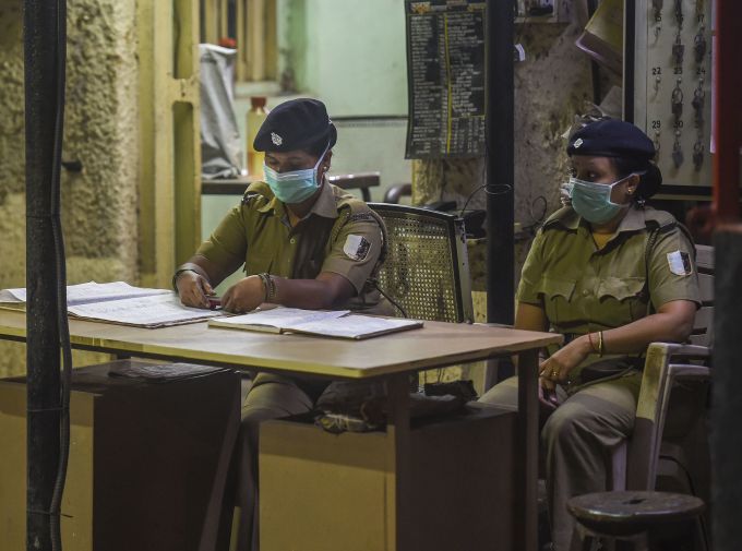 News In Photos (11 March 2020) | Photos Of Top News Today - Oneindia Gallery News In Photos (11 March 2020) | Photos Of Top News Today - Oneindia Gallery