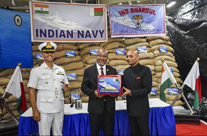 News In Photos (12 March 2020) | Photos Of Top News Today - Oneindia Gallery News In Photos (12 March 2020) | Photos Of Top News Today - Oneindia Gallery