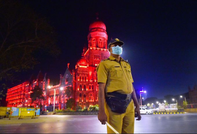News In Photos (22 March 2020) | Photos Of Top News Today - Oneindia Gallery News In Photos (22 March 2020) | Photos Of Top News Today - Oneindia Gallery