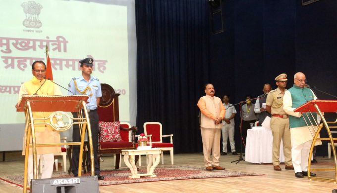 News In Photos (23 March 2020) | Photos Of Top News Today - Oneindia Gallery News In Photos (23 March 2020) | Photos Of Top News Today - Oneindia Gallery