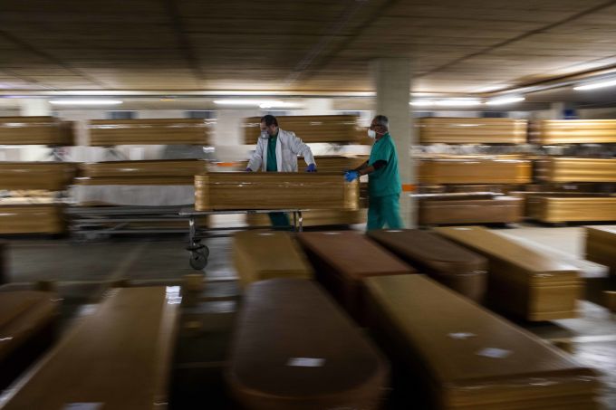 News In Photos (6 April 2020) | Photos Of Top News Today - Oneindia Gallery News In Photos (6 April 2020) | Photos Of Top News Today - Oneindia Gallery