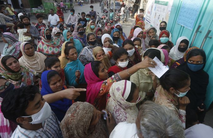 News In Photos (29 April 2020) | Photos Of Top News Today - Oneindia Gallery News In Photos (29 April 2020) | Photos Of Top News Today - Oneindia Gallery