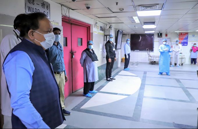 News In Photos (4 April 2020) | Photos Of Top News Today - Oneindia Gallery News In Photos (4 April 2020) | Photos Of Top News Today - Oneindia Gallery