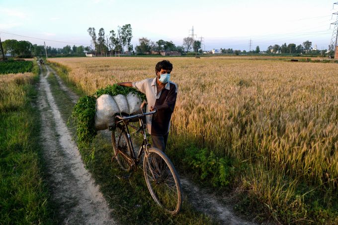 News In Photos (12 April 2020) | Photos Of Top News Today - Oneindia Gallery News In Photos (12 April 2020) | Photos Of Top News Today - Oneindia Gallery