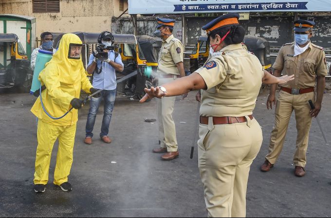 News In Photos (14 April 2020) | Photos Of Top News Today - Oneindia Gallery News In Photos (14 April 2020) | Photos Of Top News Today - Oneindia Gallery