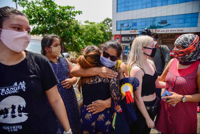 News In Photos (14 April 2020) | Photos Of Top News Today - Oneindia Gallery News In Photos (14 April 2020) | Photos Of Top News Today - Oneindia Gallery