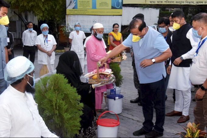 News In Photos (19 April 2020) | Photos Of Top News Today - Oneindia Gallery News In Photos (19 April 2020) | Photos Of Top News Today - Oneindia Gallery