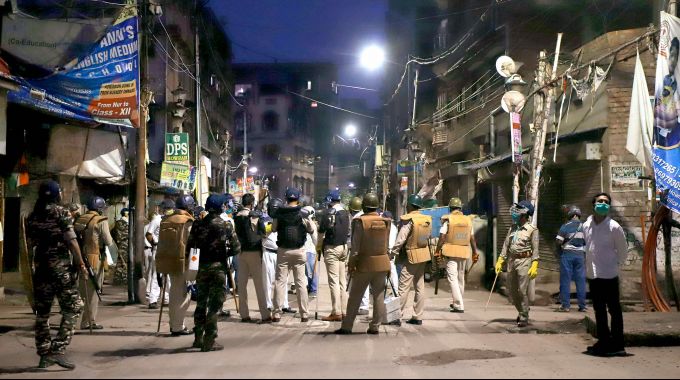 News In Photos (28 April 2020) | Photos Of Top News Today - Oneindia Gallery News In Photos (28 April 2020) | Photos Of Top News Today - Oneindia Gallery