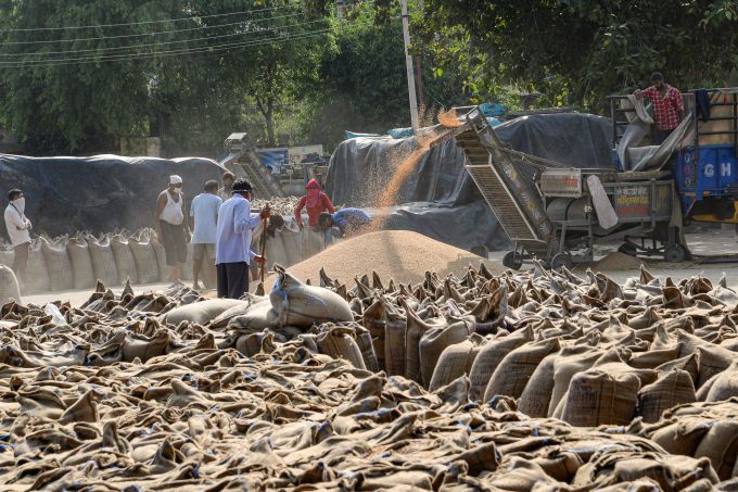 News In Photos (29 April 2020) | Photos Of Top News Today - Oneindia Gallery News In Photos (29 April 2020) | Photos Of Top News Today - Oneindia Gallery