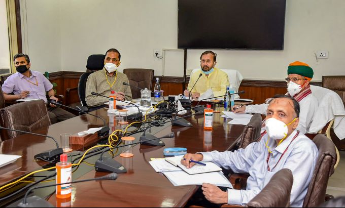 News In Photos (30 April 2020) | Photos Of Top News Today - Oneindia Gallery News In Photos (30 April 2020) | Photos Of Top News Today - Oneindia Gallery