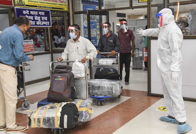 Indians Flying Back To India Under Vande Bharath Mission Indians Flying Back To India Under Vande Bharath Mission