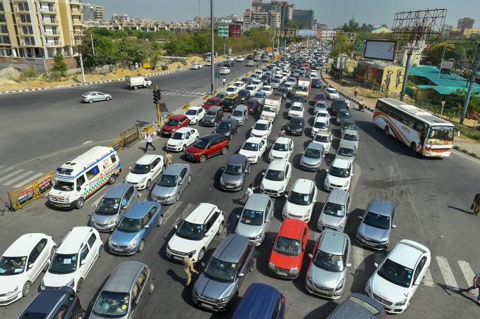 Lockdown 4.0 Massive Traffic Jam In Delhi After Lockdown Ease Lockdown 4.0 Massive Traffic Jam In Delhi After Lockdown Ease