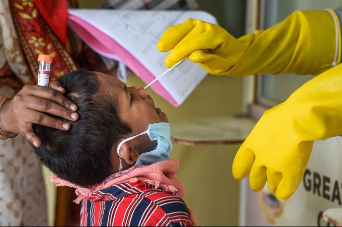 News In Photos (1 May 2020) | Photos Of Top News Today - Oneindia Gallery News In Photos (1 May 2020) | Photos Of Top News Today - Oneindia Gallery