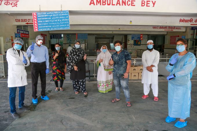 News In Photos (1 May 2020) | Photos Of Top News Today - Oneindia Gallery News In Photos (1 May 2020) | Photos Of Top News Today - Oneindia Gallery