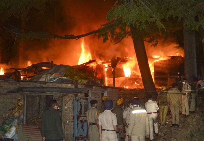 News In Photos (6 May 2020) | Photos Of Top News Today - Oneindia Gallery News In Photos (6 May 2020) | Photos Of Top News Today - Oneindia Gallery