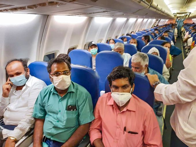 News In Photos (9 May 2020) | Photos Of Top News Today - Oneindia Gallery News In Photos (9 May 2020) | Photos Of Top News Today - Oneindia Gallery