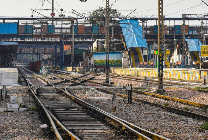 News In Photos (11 May 2020) | Photos Of Top News Today - Oneindia Gallery News In Photos (11 May 2020) | Photos Of Top News Today - Oneindia Gallery