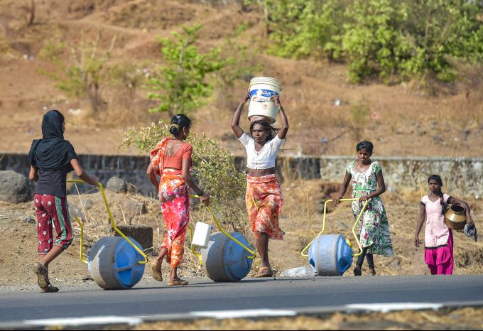News In Photos (13 May 2020) | Photos Of Top News Today - Oneindia Gallery News In Photos (13 May 2020) | Photos Of Top News Today - Oneindia Gallery