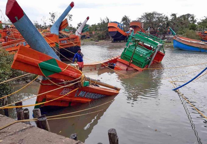 News In Photos (22 May 2020) | Photos Of Top News Today - Oneindia Gallery News In Photos (22 May 2020) | Photos Of Top News Today - Oneindia Gallery