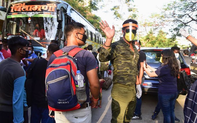 News In Photos (23 May 2020) | Photos Of Top News Today - Oneindia Gallery News In Photos (23 May 2020) | Photos Of Top News Today - Oneindia Gallery
