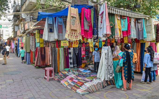 Markets Reopen In New Delhi Markets Reopen In New Delhi