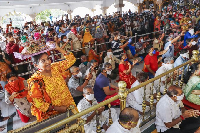 News In Photos (21 June 2020) | Photos Of Top News Today - Oneindia Gallery News In Photos (21 June 2020) | Photos Of Top News Today - Oneindia Gallery