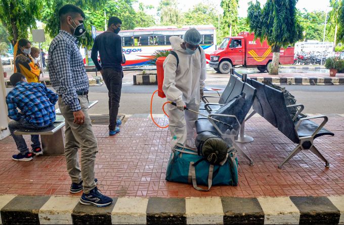 News In Photos (22 June 2020) | Photos Of Top News Today - Oneindia Gallery News In Photos (22 June 2020) | Photos Of Top News Today - Oneindia Gallery