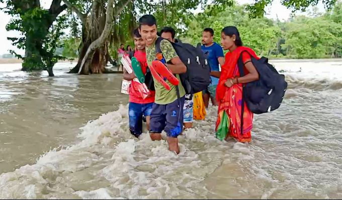 News In Photos (27 June 2020) | Photos Of Top News Today - Oneindia Gallery News In Photos (27 June 2020) | Photos Of Top News Today - Oneindia Gallery
