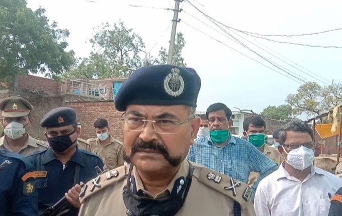 Eight Policemen Killed, 6 Injured During A Raid In Kanpur Eight Policemen Killed, 6 Injured During A Raid In Kanpur
