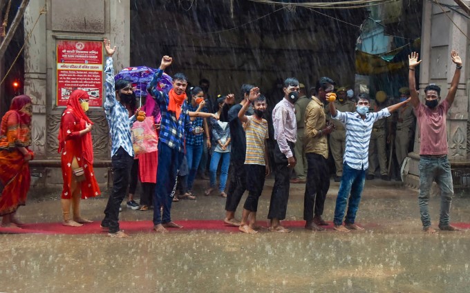 Devotees During Third Somwar Of Shravan Devotees During Third Somwar Of Shravan