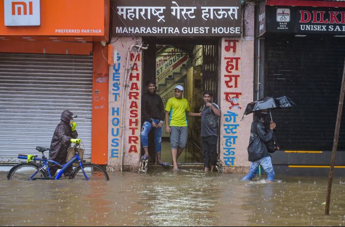 News In Photos (4 July 2020) | Photos Of Top News Today - Oneindia Gallery News In Photos (4 July 2020) | Photos Of Top News Today - Oneindia Gallery