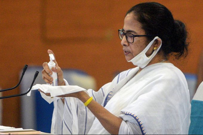 News In Photos (6 July 2020) | Photos Of Top News Today - Oneindia Gallery News In Photos (6 July 2020) | Photos Of Top News Today - Oneindia Gallery
