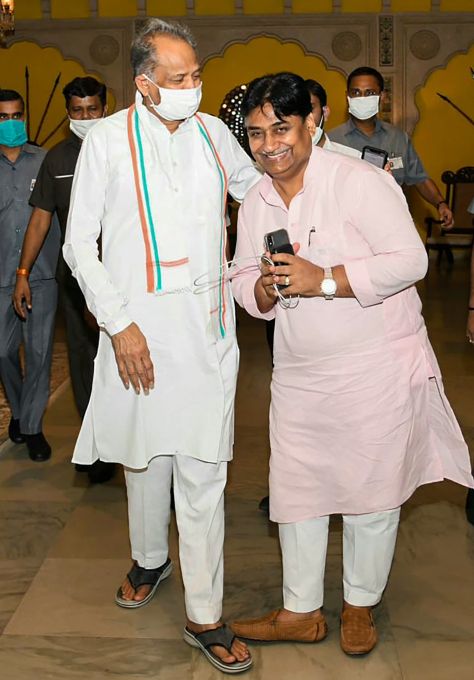 News In Photos (14 July 2020) | Photos Of Top News Today - Oneindia Gallery News In Photos (14 July 2020) | Photos Of Top News Today - Oneindia Gallery