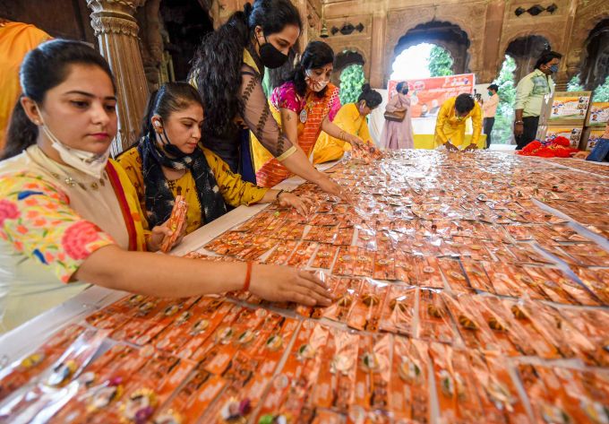 News In Photos (24 July 2020) | Photos Of Top News Today - Oneindia Gallery News In Photos (24 July 2020) | Photos Of Top News Today - Oneindia Gallery