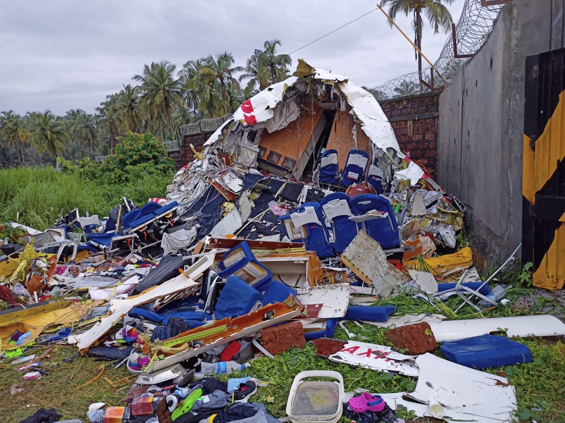 Air India Express Plane Crash At Calicut Airport Photos HD Images