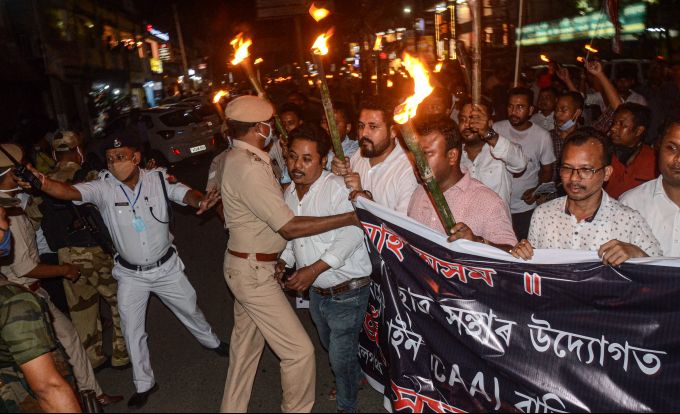 News In Photos (1 September 2020) | Photos Of Top News Today - Oneindia Gallery News In Photos (1 September 2020) | Photos Of Top News Today - Oneindia Gallery