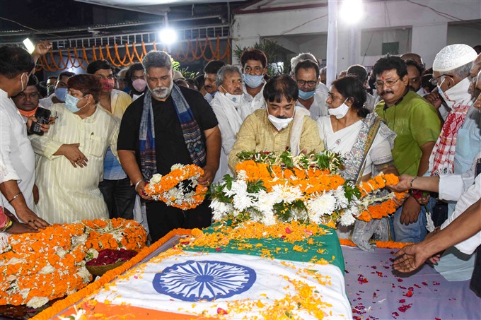 Leaders Pay Homage To Union Minister Ram Vilas Paswan Leaders Pay Homage To Union Minister Ram Vilas Paswan
