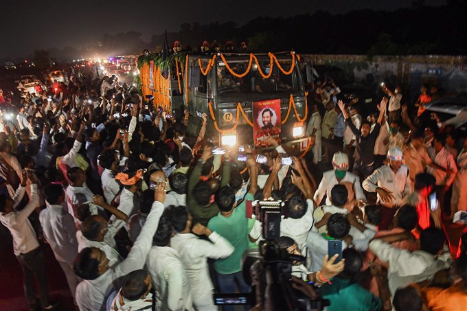 Leaders Pay Homage To Union Minister Ram Vilas Paswan Leaders Pay Homage To Union Minister Ram Vilas Paswan