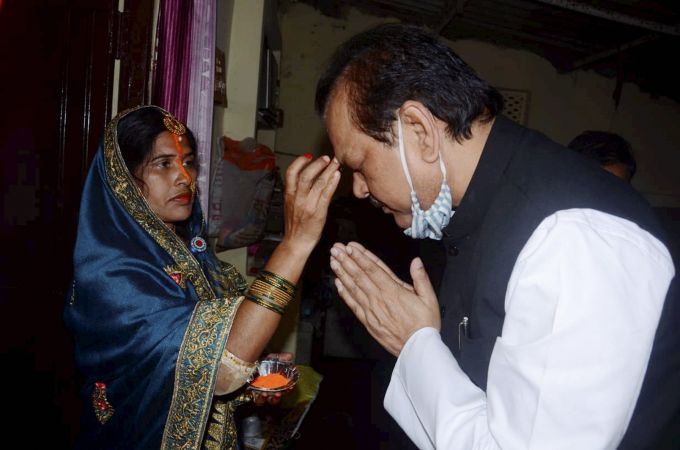 News In Photos (19 November 2020) | Photos Of Top News Today - Oneindia Gallery News In Photos (19 November 2020) | Photos Of Top News Today - Oneindia Gallery