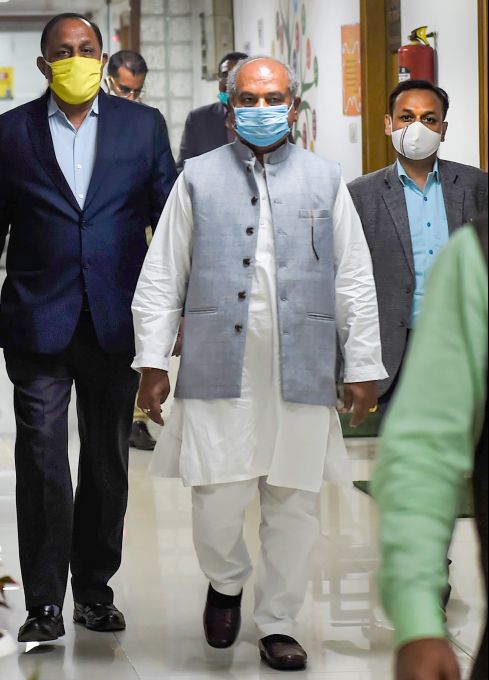 News In Photos (7 December 2020) | Photos Of Top News Today - Oneindia Gallery News In Photos (7 December 2020) | Photos Of Top News Today - Oneindia Gallery